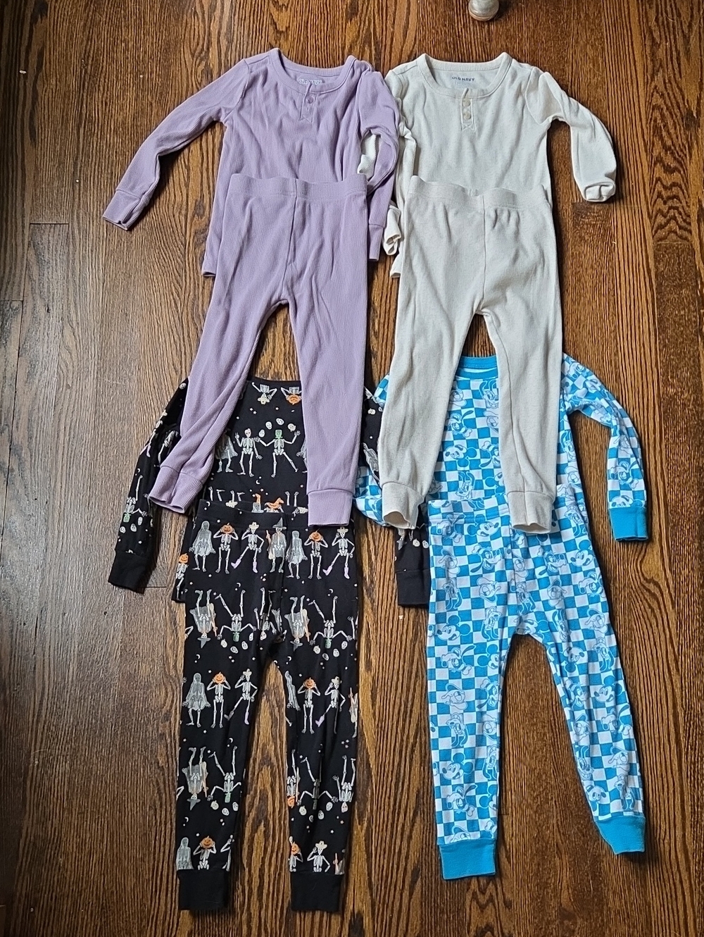 Old Navy 3t Pajama Haul. Halloween And Mickey Pairs.
